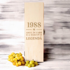 Cutie de vin personalizata anul in care s-a nascut o legenda