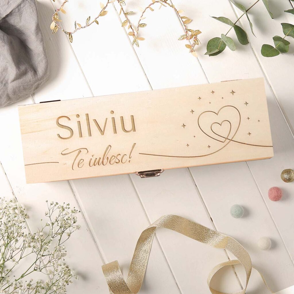 Cutie de vin personalizata te iubesc si nume